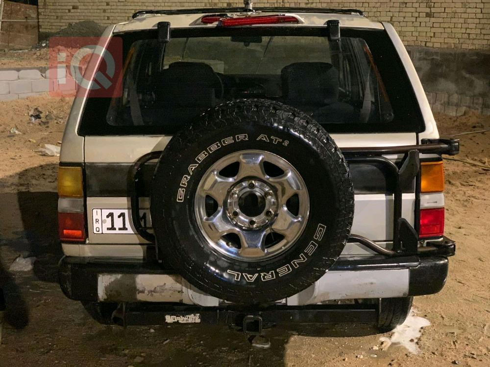 نیسان پاسفایندەر
